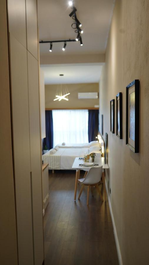 Daily Rent Studio Apartments Тирана Екстер'єр фото