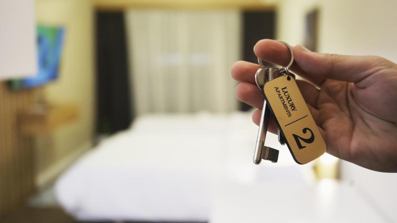 Daily Rent Studio Apartments Тирана Екстер'єр фото